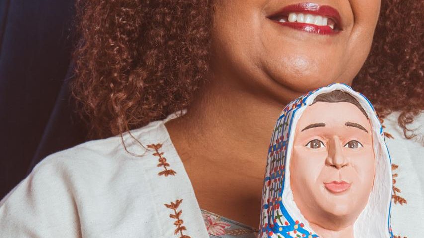 Projeto do IPREDE, “Vai Maria” promove desfile na Auê Feira Criativa