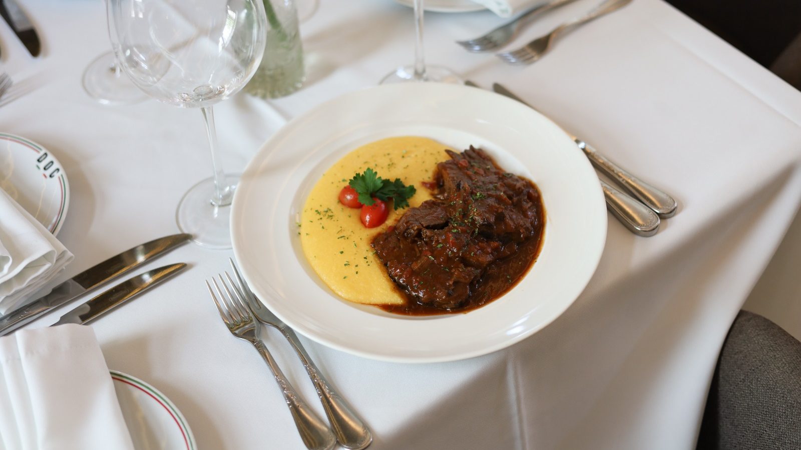 Série gastronômica: DOC Trattoria & Wine Bar lança Giro d’Italia com pratos típicos de regiões italianas e momentos com show cooking