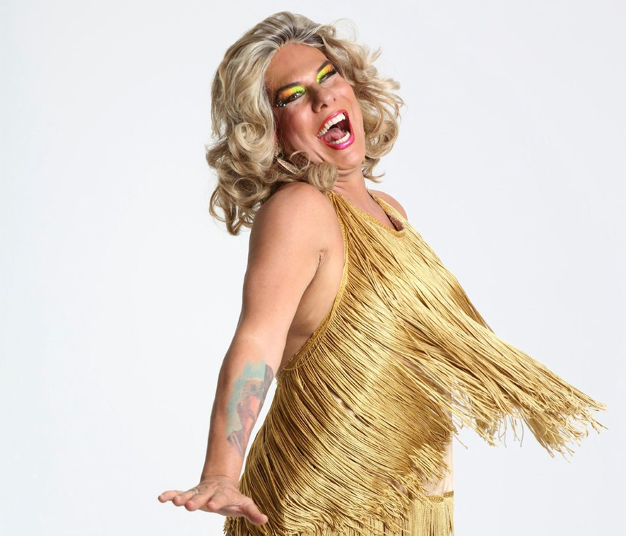 Humor na Praça no RioMar Fortaleza traz Ciro Santos e convidados em uma “Batalha de Lip Sync”
